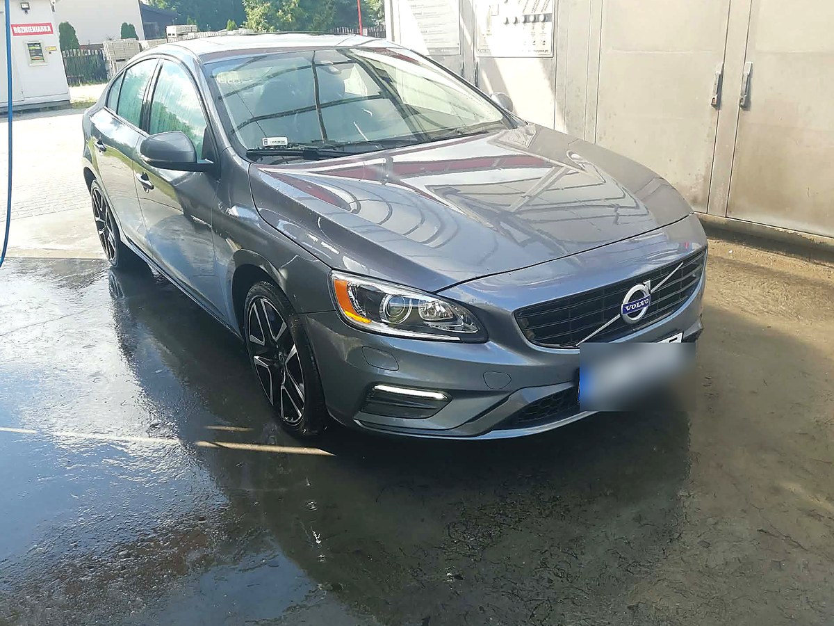 Volvo S60 T5 AWD Dynamic